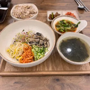 국제보리밥 사진