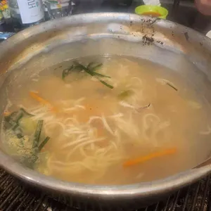 조개까는총각네 사진