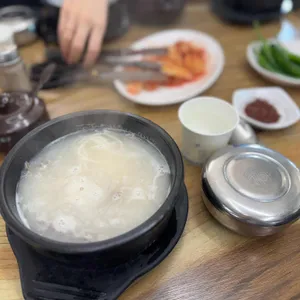 이조가마솥설렁탕 사진 2