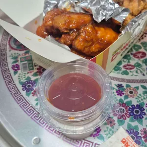 동큐치킨 사진