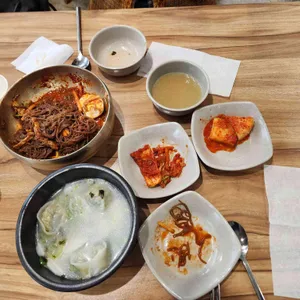 이가육전칡냉면 사진