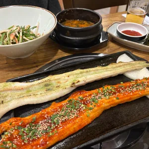 명품장어 사진