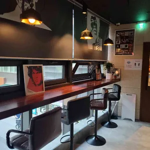 산타나 LP BAR 사진