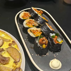 삼중주 사진