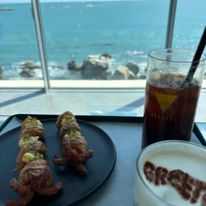 그릿비 사진