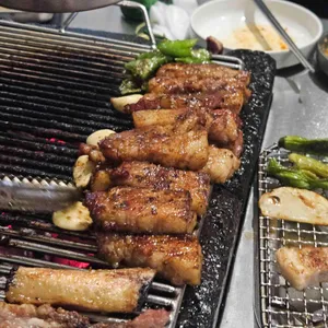 본디 사진