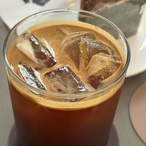 라셈블리 사진