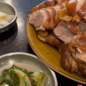 윤밀원 사진