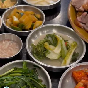 윤밀원 사진