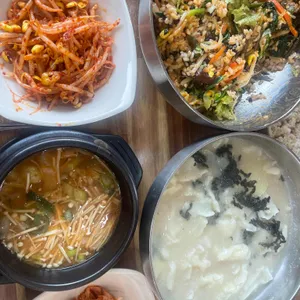 평양칼국수 사진
