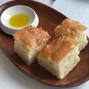 뉼리 사진