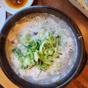 여명국밥 사진