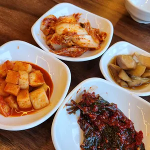 여명국밥 사진