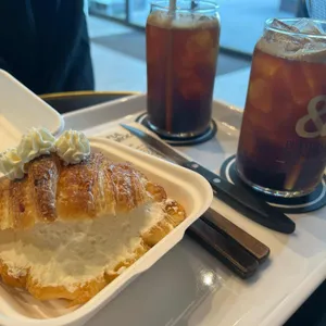버터풀앤크리멀러스 사진