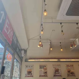 트레인버거 리뷰 사진