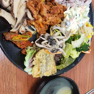 우리한식뷔페 사진