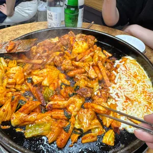정통춘천닭갈비 사진