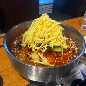 고기굽는남자 사진