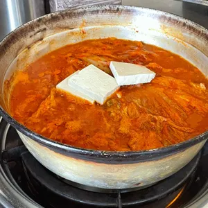 가메골양푼이김치찌개 사진