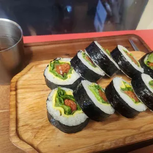 오로라 김밥 사진
