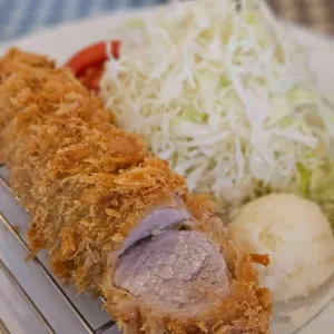 톤오우 사진