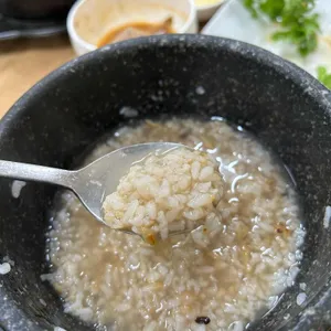 어울림돌솥밥 사진