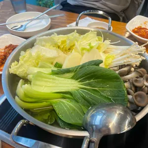 형제 버섯 샤브 칼국수 사진
