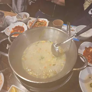 유닭스토리 닭한마리 사진