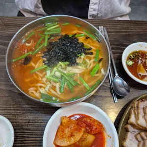수육칼국수 사진