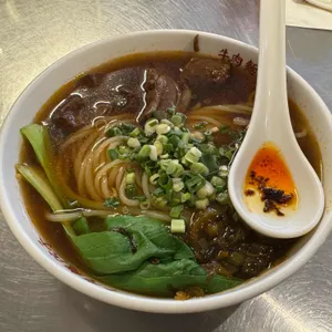 뉴러우멘관즈 사진