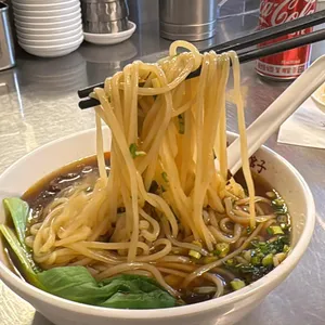 뉴러우멘관즈 사진