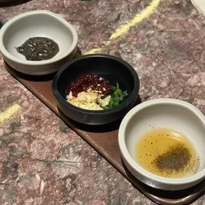 육술 사진