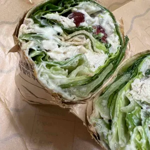 샐러디 사진