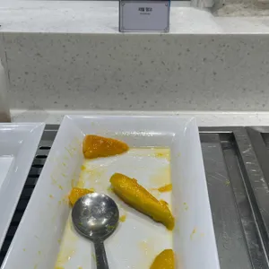 애슐리퀸즈 사진
