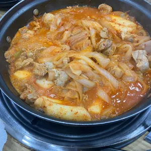 돼지집 사진
