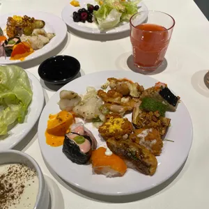 애슐리퀸즈 사진