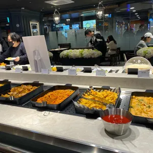 애슐리퀸즈 사진
