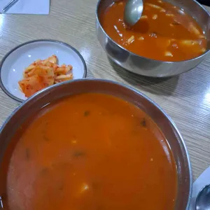 저수지휴게실 사진