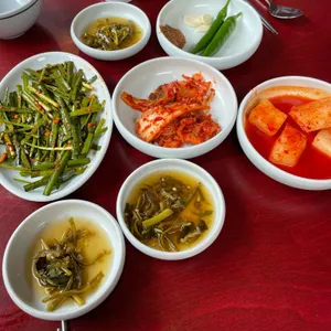 엄용백 돼지국밥 사진