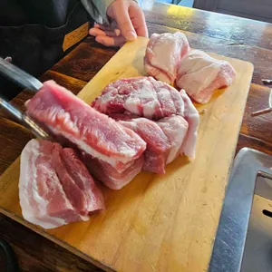신천돼지 사진