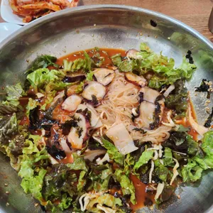 대왕암 돌미역 칼국수 사진