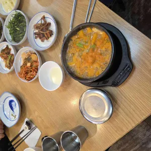 황금연못 사진