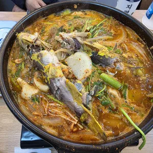 황금연못 사진