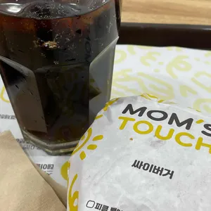 맘스터치 사진