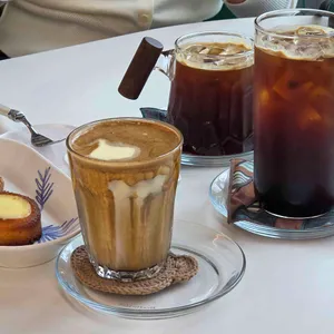 데이너 커피 사진