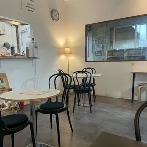세컨드코너 리뷰 사진