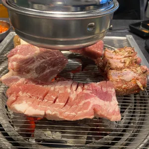 강남 돼지상회 무한리필 사진