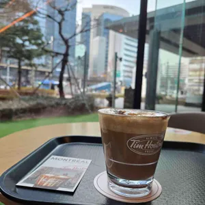 팀홀튼 사진