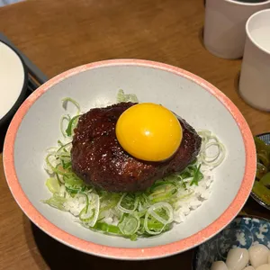 료미 사진
