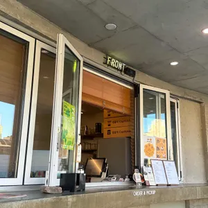 프론트 리뷰 사진